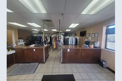 3171 S 76th St, Milwaukee, WI 53219 - Photo 9