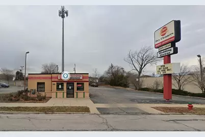 3171 S 76th St, Milwaukee, WI 53219 - Photo 5