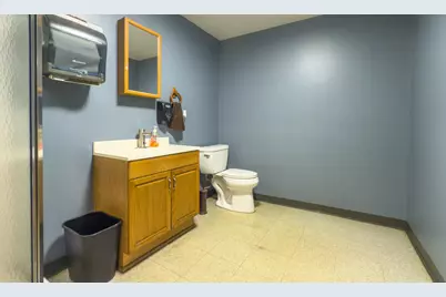 4220 N Teutonia Ave, Milwaukee, WI 53209 - Photo 19