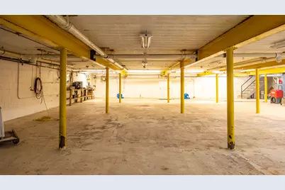 4220 N Teutonia Ave, Milwaukee, WI 53209 - Photo 9