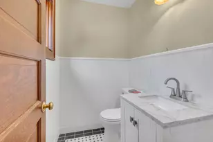 910 N 4th St, Sheboygan, WI 53081 - Photo 17