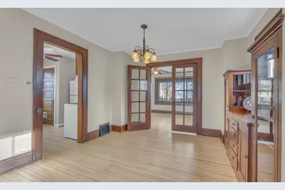 910 N 4th St, Sheboygan, WI 53081 - Photo 11