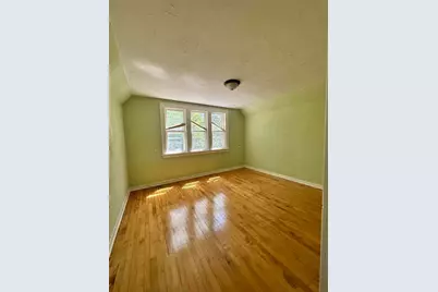 5241 N 31st St, Milwaukee, WI 53209 - Photo 5