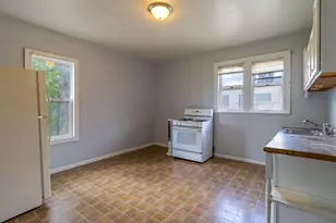 5241 N 31st St, Milwaukee, WI 53209 - Photo 13