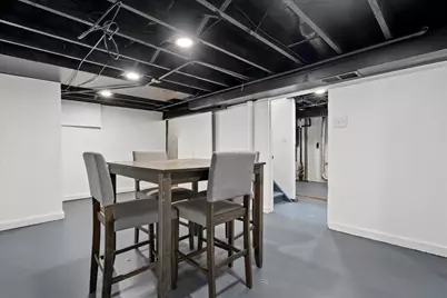 4561 S Kansas Ave, Saint Francis, WI 53235 - Photo 15