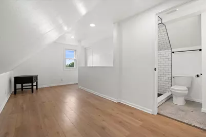 4561 S Kansas Ave, Saint Francis, WI 53235 - Photo 13