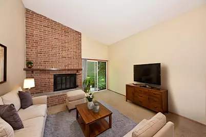 8601 N Servite Dr, Milwaukee, WI 53223 - Photo 15