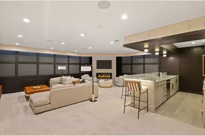 8100 N Beach Dr, Fox Point, WI 53217 - Photo 63