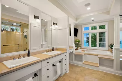 8100 N Beach Dr, Fox Point, WI 53217 - Photo 41