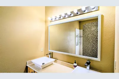 N100W17560  Whitetail Run -, Germantown, WI 53022 - Photo 17