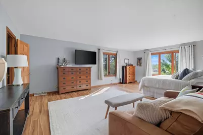 4253  Lake Meadow Dr, Racine, WI 53402 - Photo 33