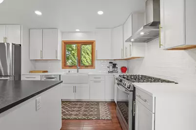 4253  Lake Meadow Dr, Racine, WI 53402 - Photo 17