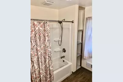 2701  Rapids Dr, Racine, WI 53404 - Photo 11