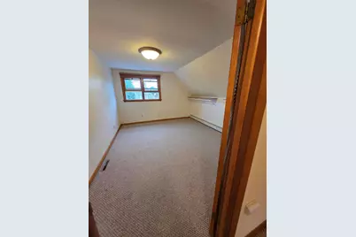 3762 E Holmes Ave, Cudahy, WI 53110 - Photo 17