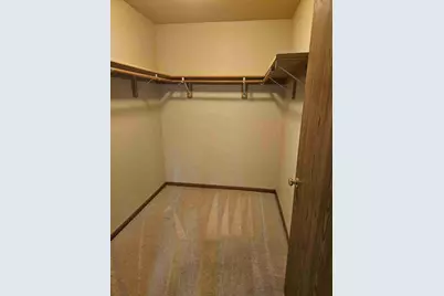 N80W12960  Fond Du Lac Ave, Menomonee Falls, WI 53051 - Photo 17