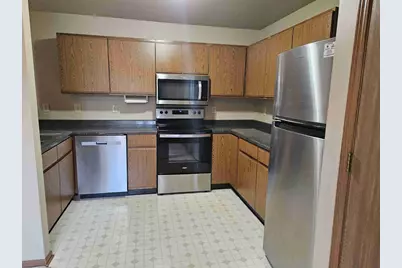 N80W12960  Fond Du Lac Ave, Menomonee Falls, WI 53051 - Photo 5