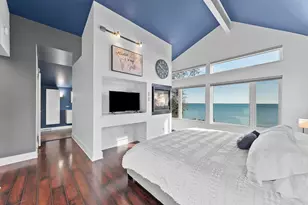 2533 Lakeshore Dr, Sheboygan, WI 53081 - Photo 5