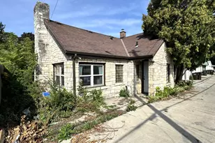 5246 N 26th St, Glendale, WI 53209 - Photo 15