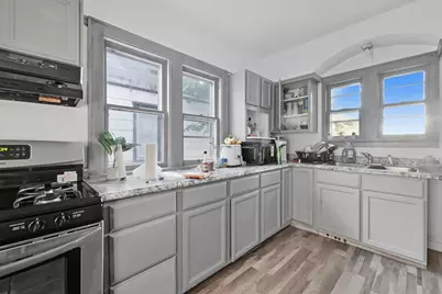 4643 N 31st St, Milwaukee, WI 53209 - Photo 7