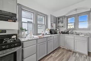 4643 N 31st St, Milwaukee, WI 53209 - Photo 7