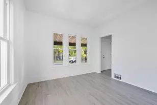 2208 W Brown St, Milwaukee, WI 53205 - Photo 5