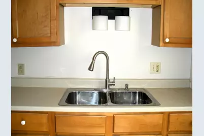 3711 N 1st St #3713, Milwaukee, WI 53212 - Photo 15