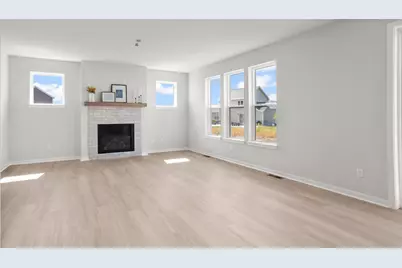 1690  Whalen Dr, Oconomowoc, WI 53066 - Photo 15