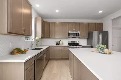 1690  Whalen Dr, Oconomowoc, WI 53066 - Photo 7