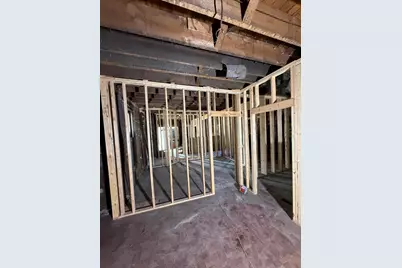 1639 S 11th St, Milwaukee, WI 53204 - Photo 9