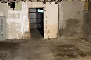 1639 S 11th St, Milwaukee, WI 53204 - Photo 27