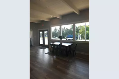 102 E Commerce Blvd, Slinger, WI 53086 - Photo 7