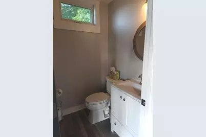 102 E Commerce Blvd, Slinger, WI 53086 - Photo 9