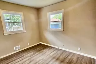 5951 N 73rd St, Milwaukee, WI 53218 - Photo 9