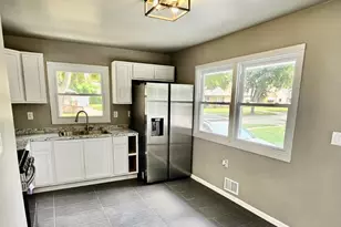 5951 N 73rd St, Milwaukee, WI 53218 - Photo 5