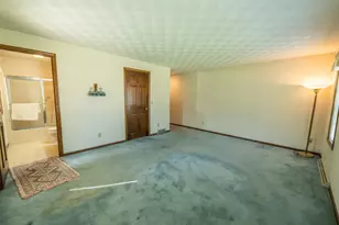 1236 Meadowview Dr, Menasha, WI 54952 - Photo 23