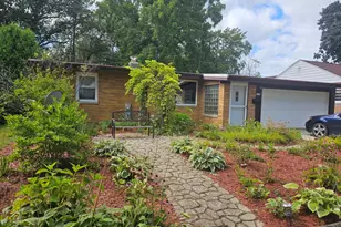 1008 N 23rd St, Manitowoc, WI 54220 - Photo 1