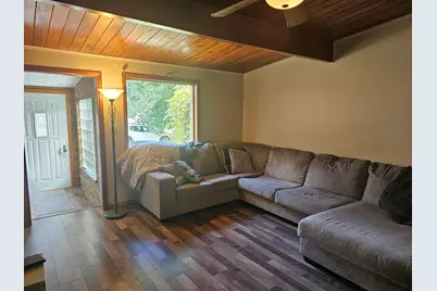 1008 N 23rd St, Manitowoc, WI 54220 - Photo 7