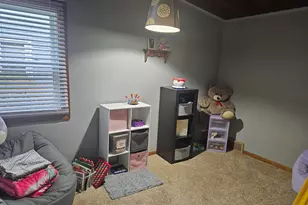 1008 N 23rd St, Manitowoc, WI 54220 - Photo 9