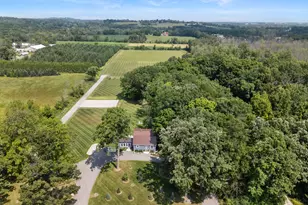 N96W20978 County Line Rd, Germantown, WI 53017 - Photo 5