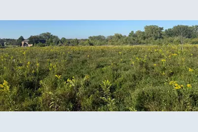 9125 N 96th St, Milwaukee, WI 53224 - Photo 3