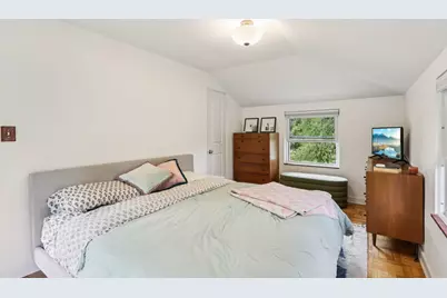 515 E Dean Rd, Fox Point, WI 53217 - Photo 19