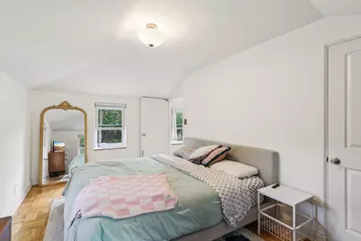 515 E Dean Rd, Fox Point, WI 53217 - Photo 21