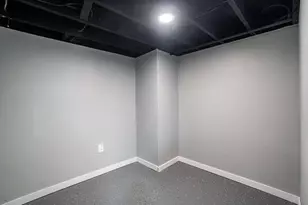 7719 W Fiebrantz Ave, Milwaukee, WI 53222 - Photo 15