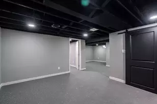 7719 W Fiebrantz Ave, Milwaukee, WI 53222 - Photo 13