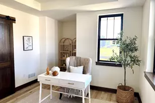 S54W25403 Pebble Brook Ct, Waukesha, WI 53189 - Photo 9