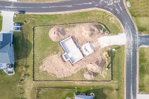 627 Bobolink Ln, Cascade, WI 53011 - Photo 37