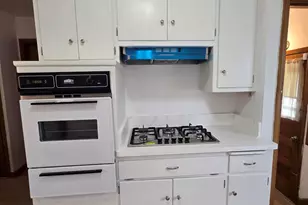 4906 N 24th Pl, Milwaukee, WI 53209 - Photo 15