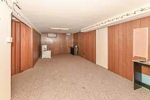 2721 S 76th St, West Allis, WI 53219 - Photo 21