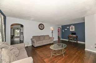 2721 S 76th St, West Allis, WI 53219 - Photo 5