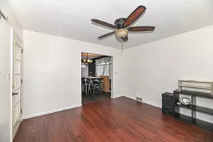 2721 S 76th St, West Allis, WI 53219 - Photo 13